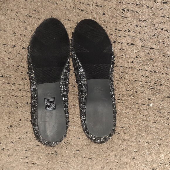 KARL LAGERFELD-Paris-Tilda 2-Black White Wool Tweed Tassel Flat-Sz 8.5-Near Mint - Picture 7 of 7